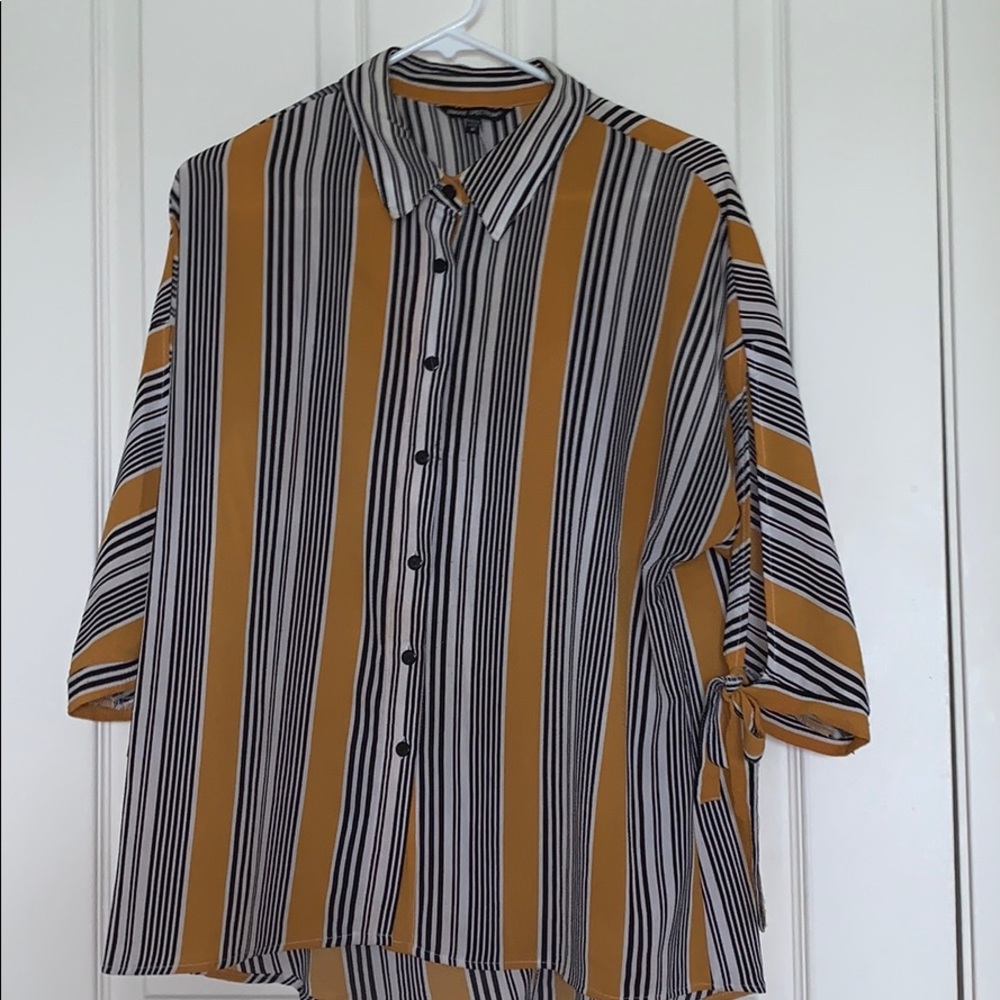 Striped collared blouse